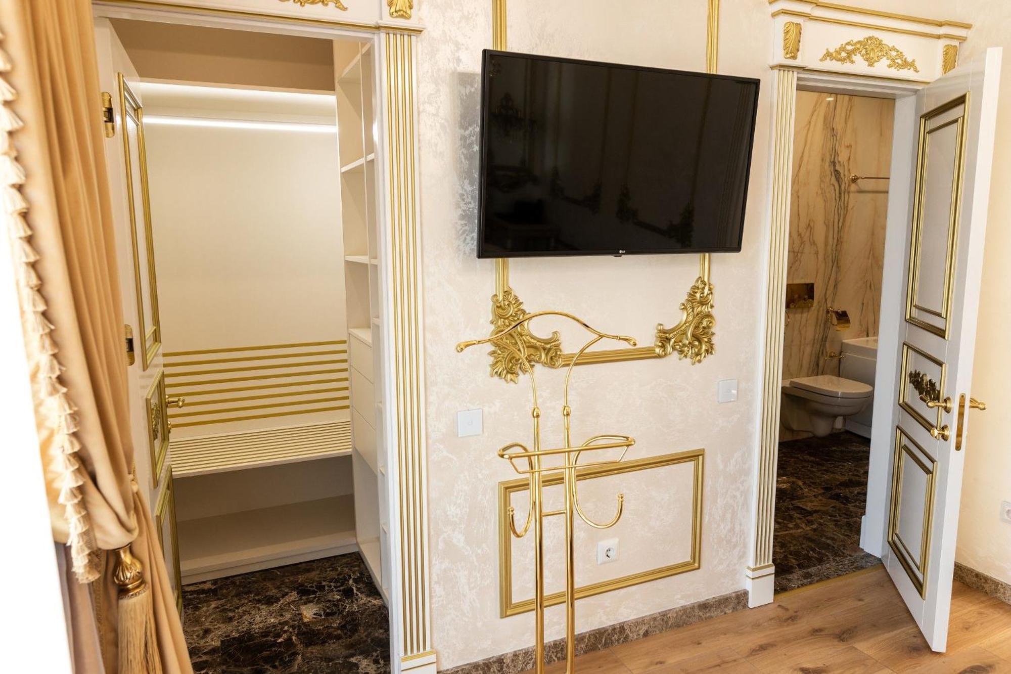 Royal Palace Luxury Hotel And Spa Khmelʼnytsʼkyy Rom bilde