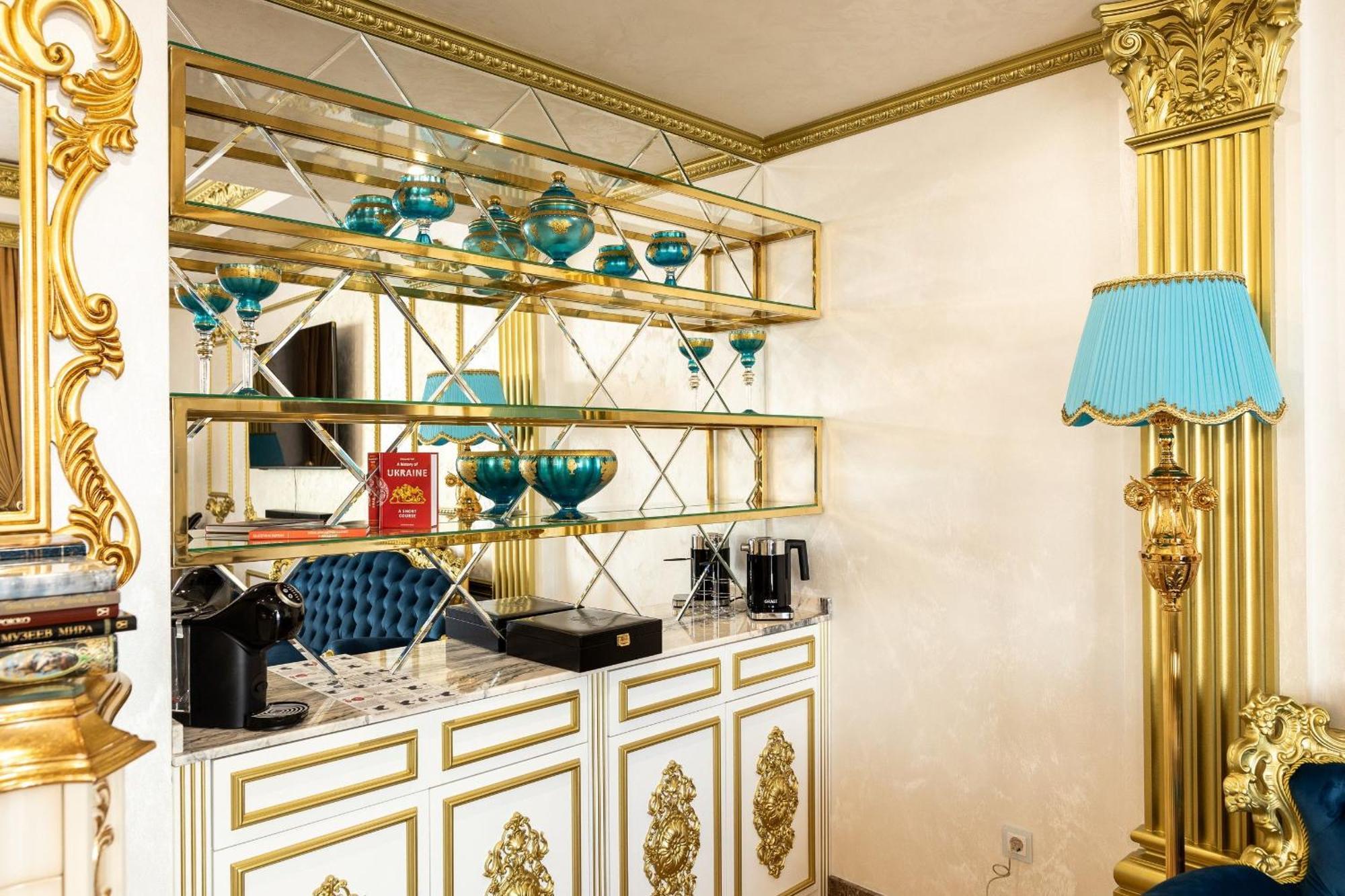 Royal Palace Luxury Hotel And Spa Khmelʼnytsʼkyy Rom bilde