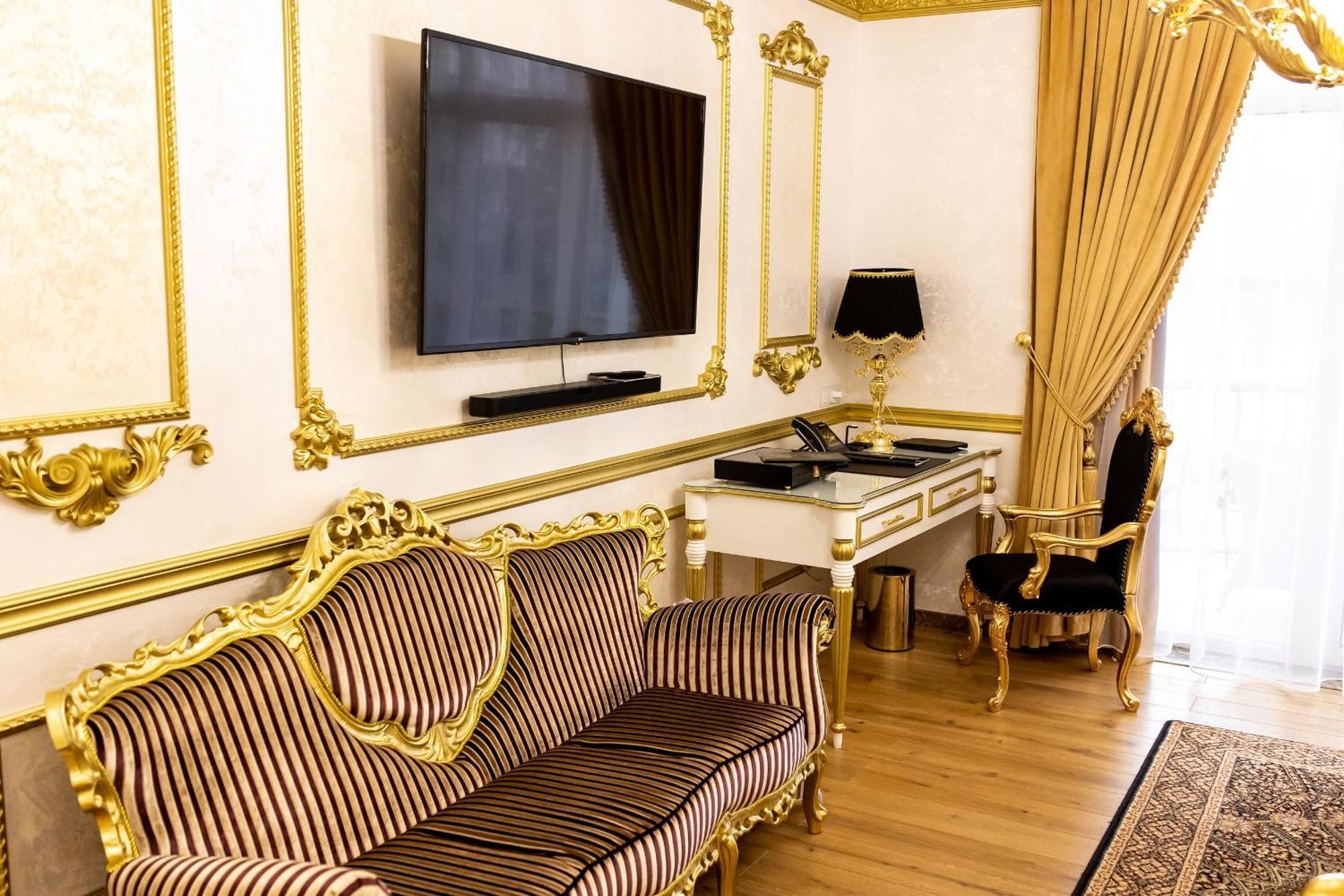 Royal Palace Luxury Hotel And Spa Khmelʼnytsʼkyy Rom bilde