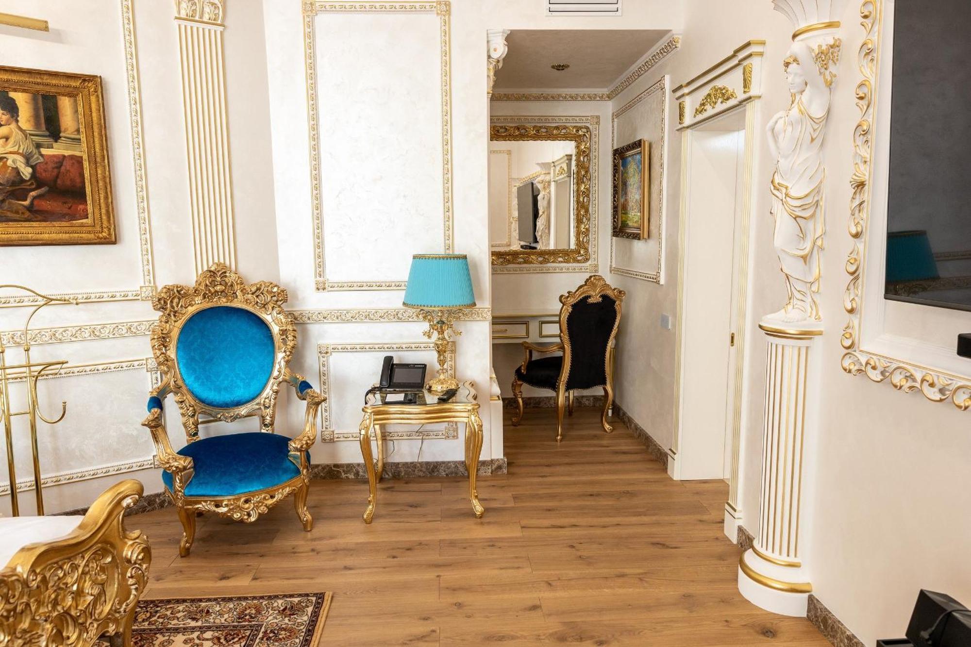 Royal Palace Luxury Hotel And Spa Khmelʼnytsʼkyy Rom bilde